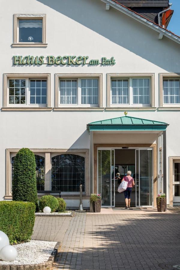 Ferienhotel Haus Becker Bad Laer Exterior foto